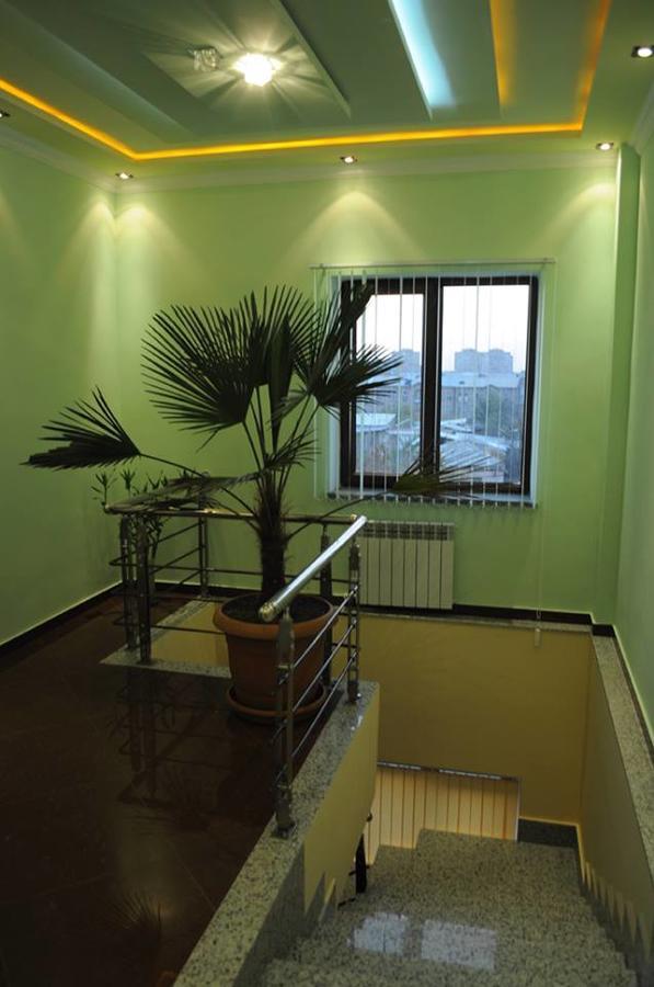 Hotel Apollon Yerevan Exterior foto